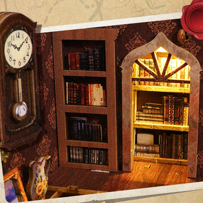 The Gnome´s Library Bookhouse